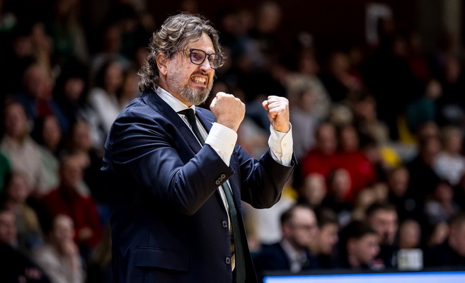 Aiškėja galima naujoji „Žalgirio“ trenerio A. Trinchieri karjeros stotelė